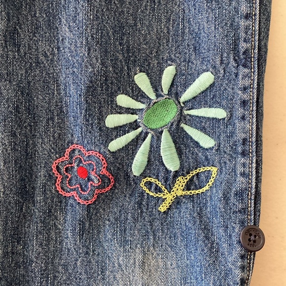 Osh Kosh Girl's Size 5 Embroidered denim jeans with ribbon belt - Picture 5 of 12